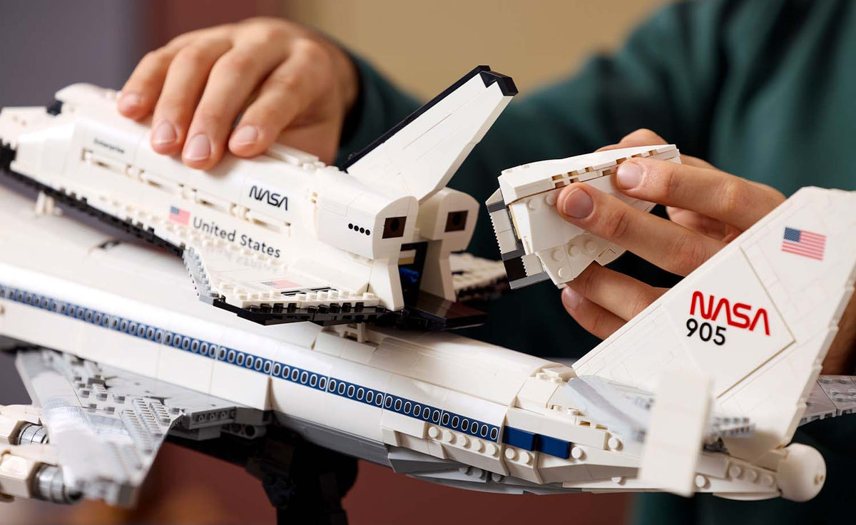 LEGO ICONS Shuttle Carrier Aircraft 10360