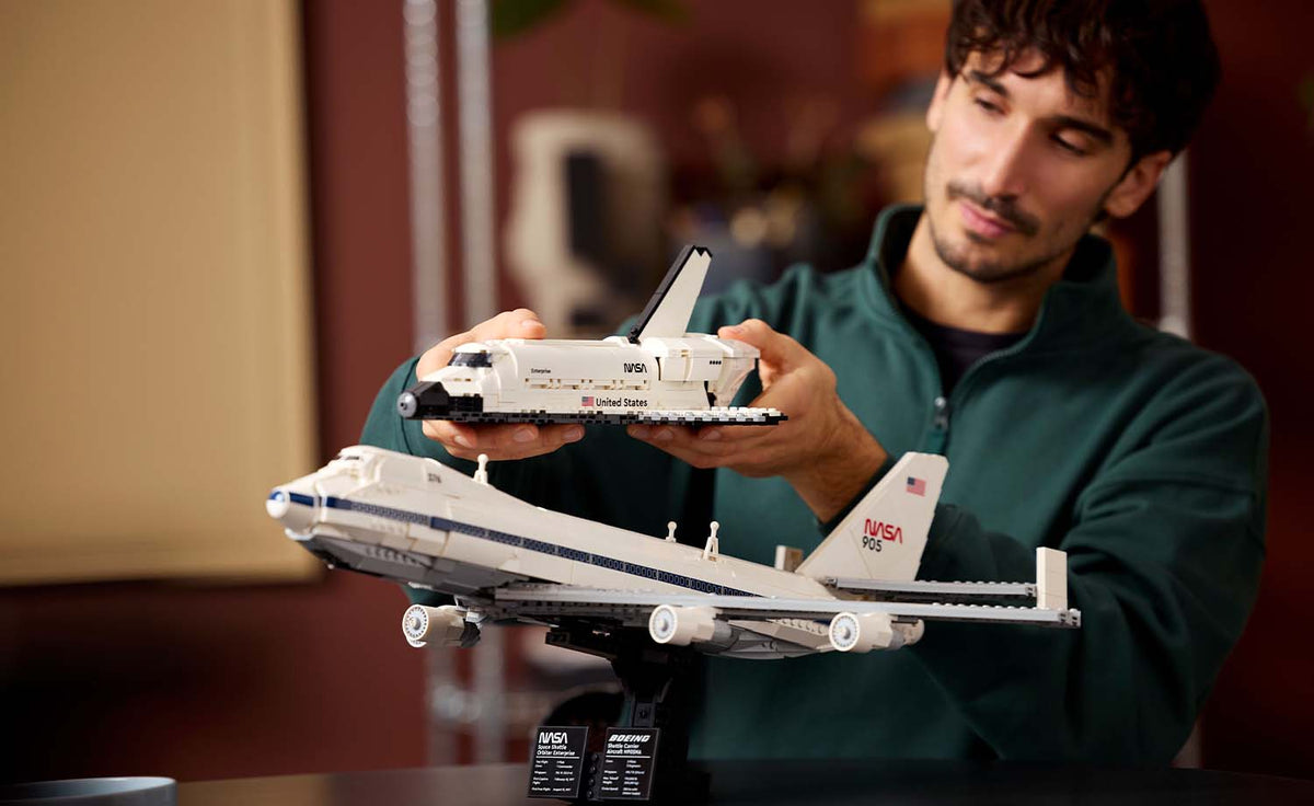 LEGO ICONS Shuttle Carrier Aircraft 10360