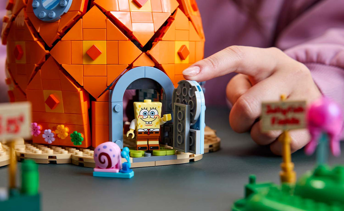 LEGO ICONS SpongeBob SquarePants: Bikini Bottom 11386