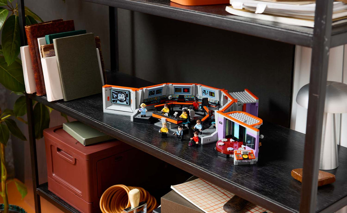 LEGO ICONS Star Trek: U.S.S. Enterprise NCC-1701 Bridge 11385