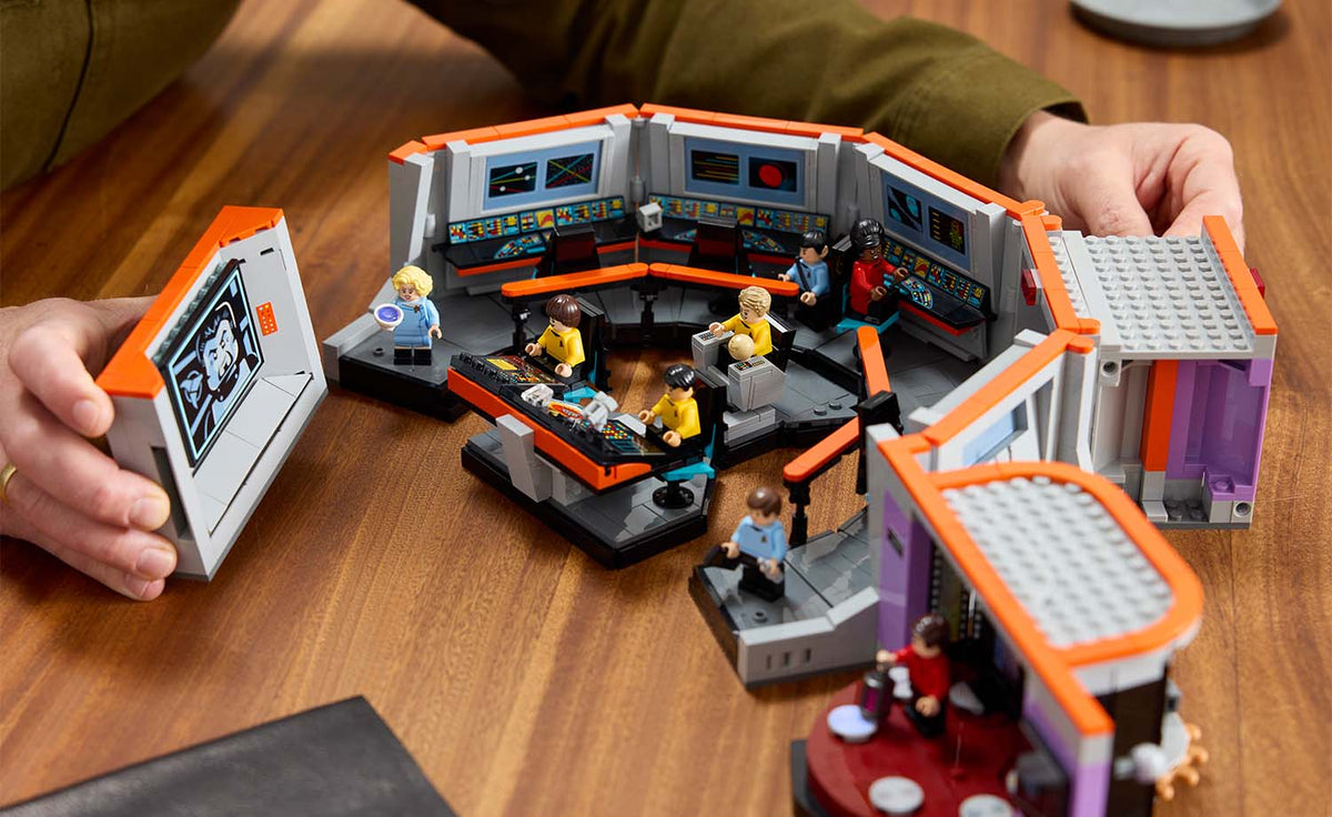 LEGO ICONS Star Trek: U.S.S. Enterprise NCC-1701 Bridge 11385