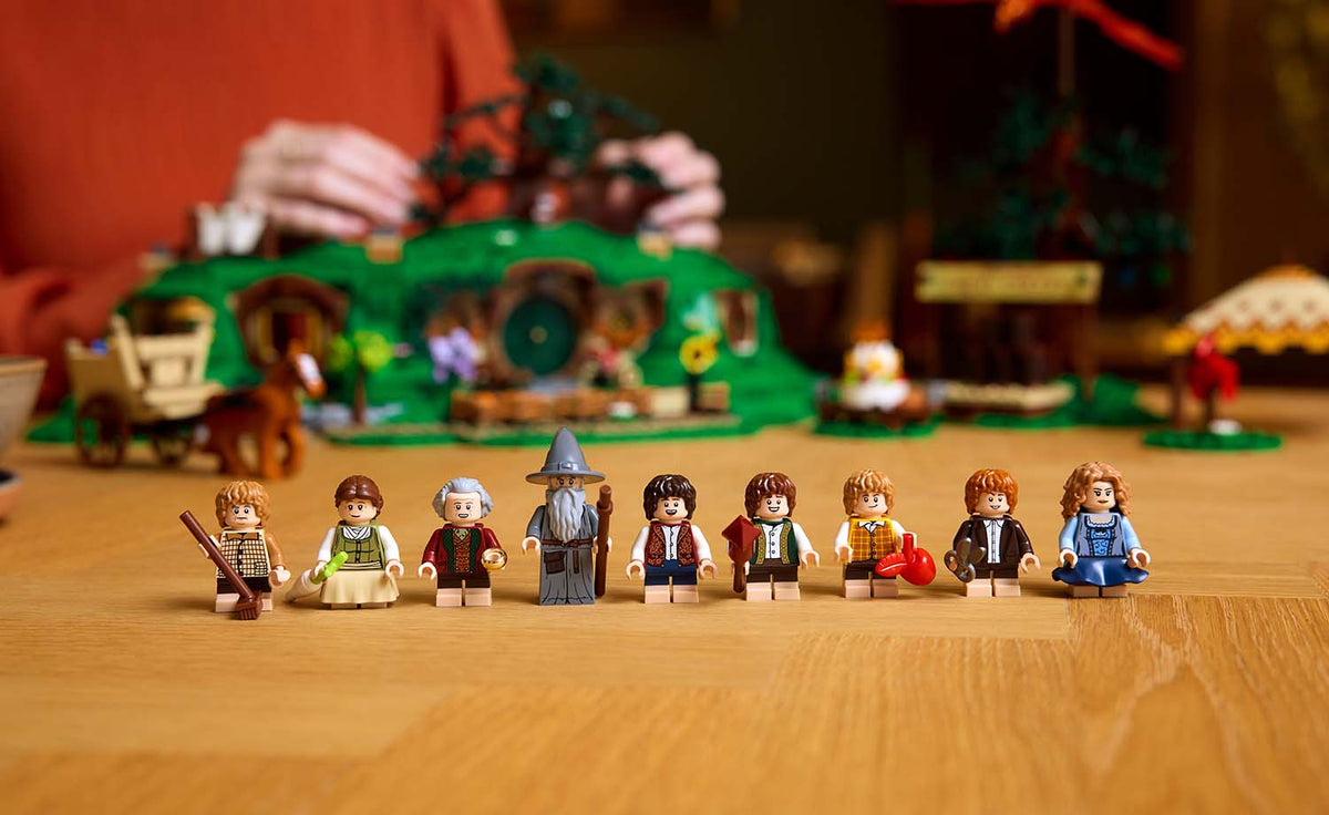 LEGO ICONS The Lord of the Rings: The Shire 10354