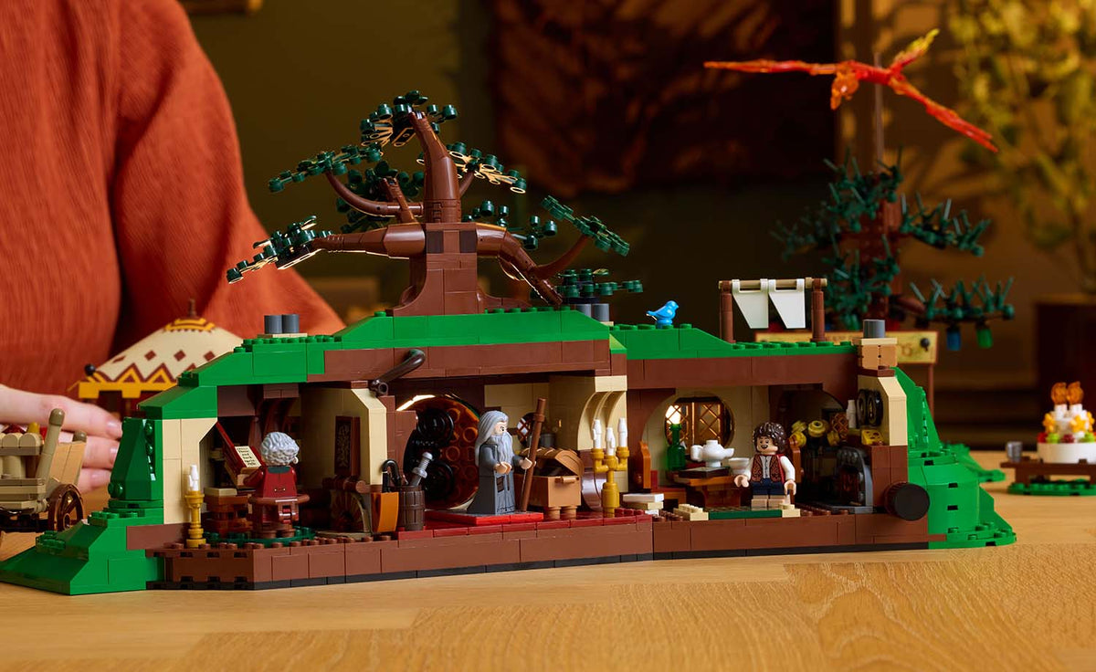 LEGO ICONS The Lord of the Rings: The Shire 10354