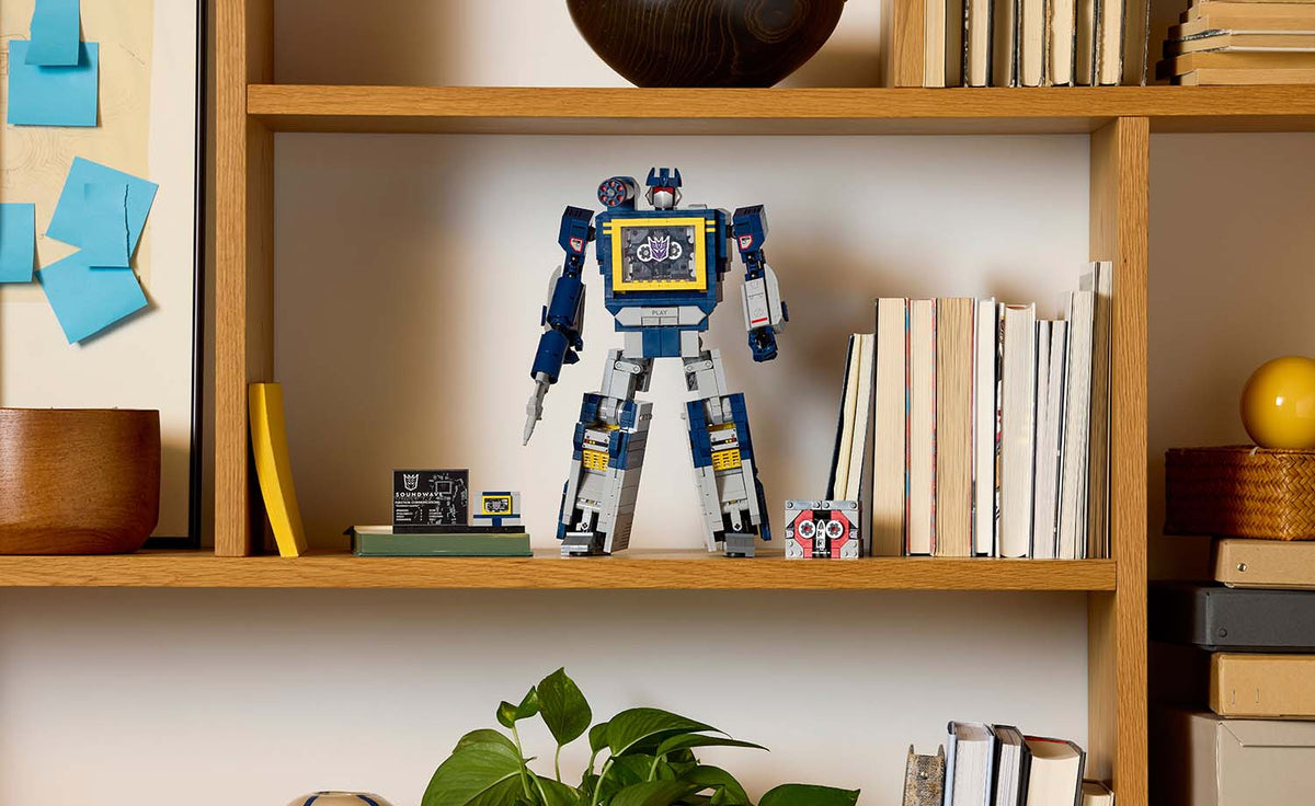LEGO ICONS Transformers: Soundwave 10358