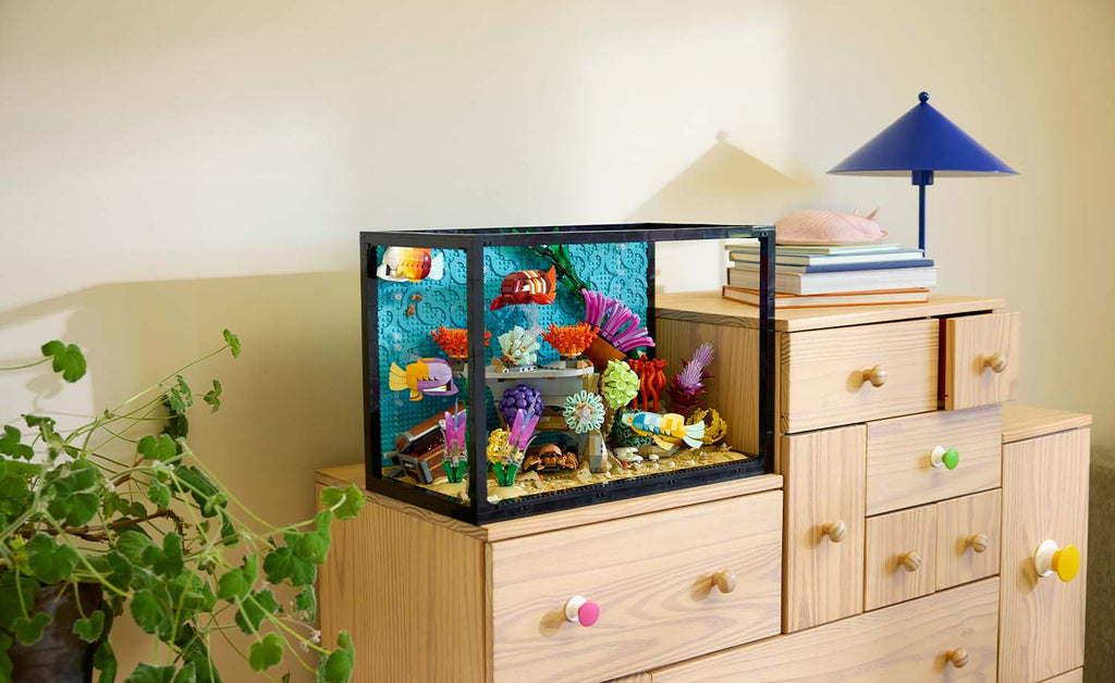 LEGO ICONS Tropical Aquarium 10366