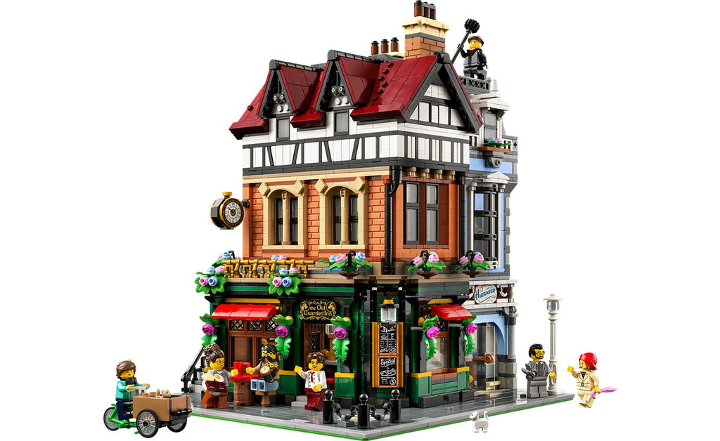LEGO ICONS Tudor Corner 10350