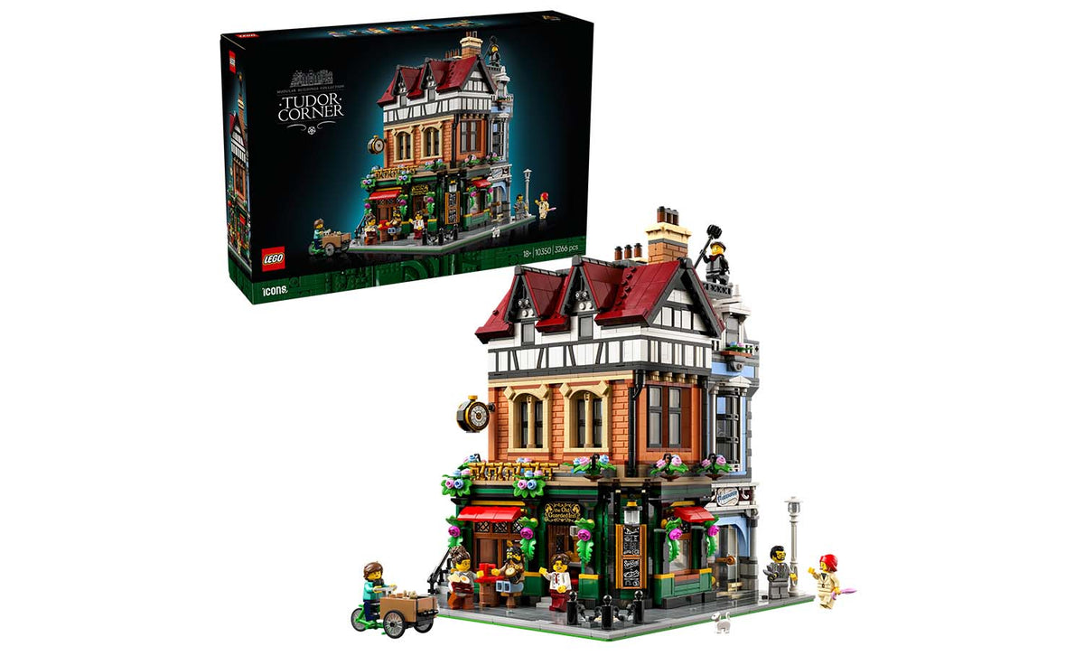 LEGO ICONS Tudor Corner 10350