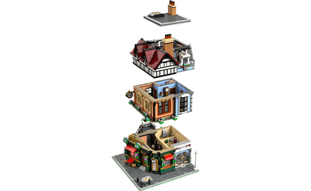 LEGO ICONS Tudor Corner 10350