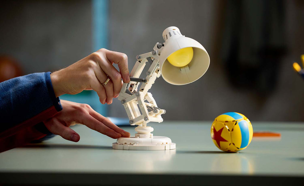 LEGO Ideas Disney Pixar Luxo Jr. 21357