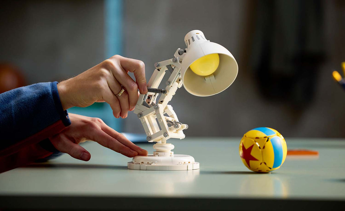 LEGO Ideas Disney Pixar Luxo Jr. 21357