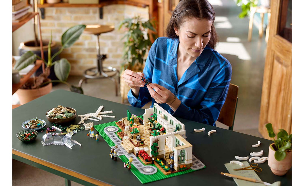 LEGO Ideas The Botanical Garden 21353