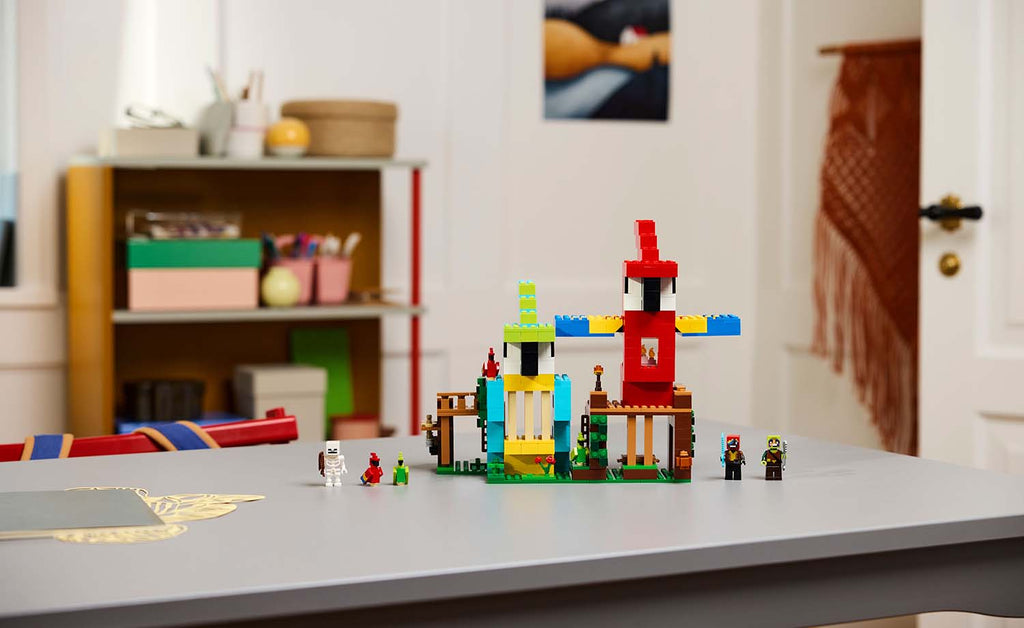 LEGO Minecraft The Parrot Houses 21282