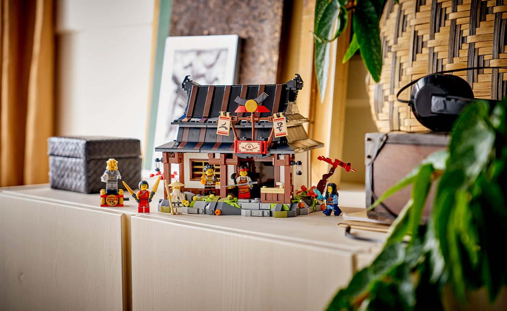 LEGO NINJAGO Four Weapons Blacksmith 15th Anniversary 71858