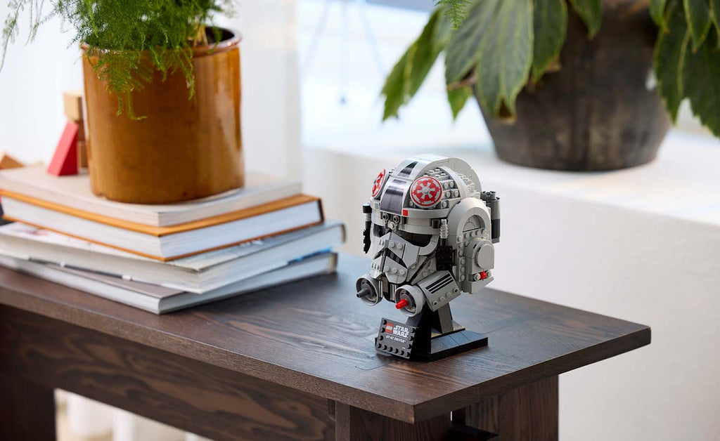 LEGO Star Wars AT-AT Driver Helmet 75429