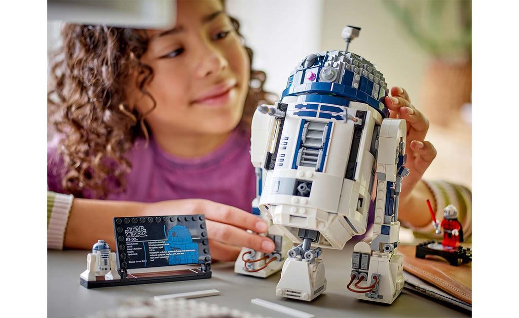 LEGO Star Wars R2-D2 75379
