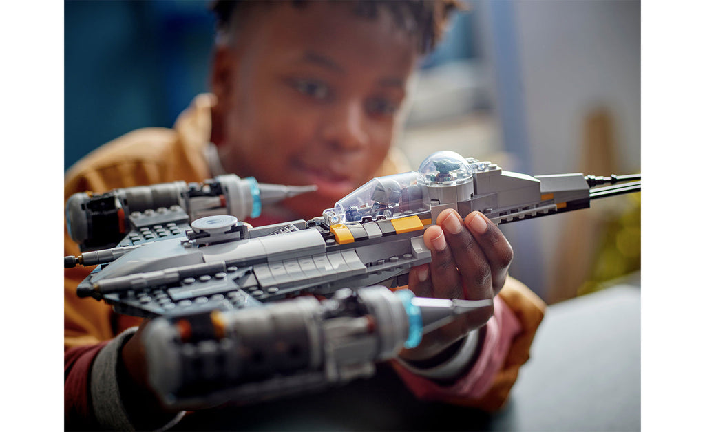 LEGO Star Wars The Mandalorian's N-1 Starfighter 75325