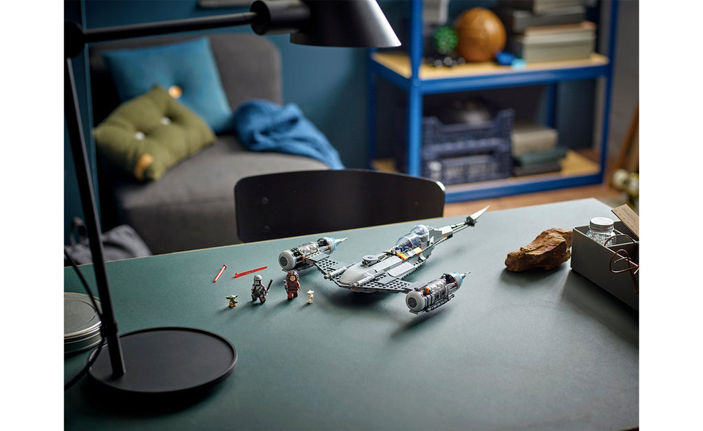 LEGO Star Wars The Mandalorian's N-1 Starfighter 75325