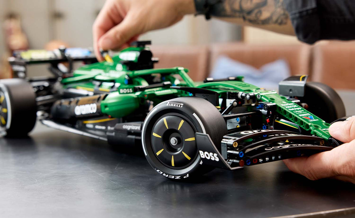 LEGO Technic Aston Martin Aramco AMR25 F1 Car 42240