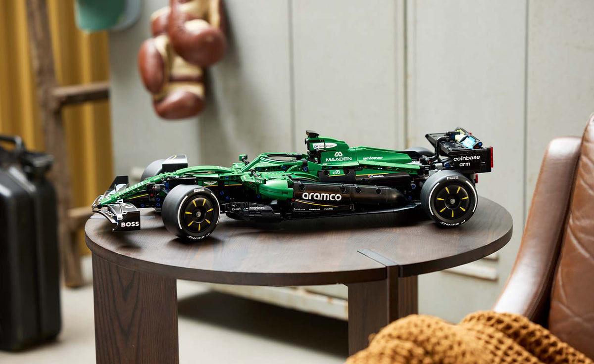 LEGO Technic Aston Martin Aramco AMR25 F1 Car 42240