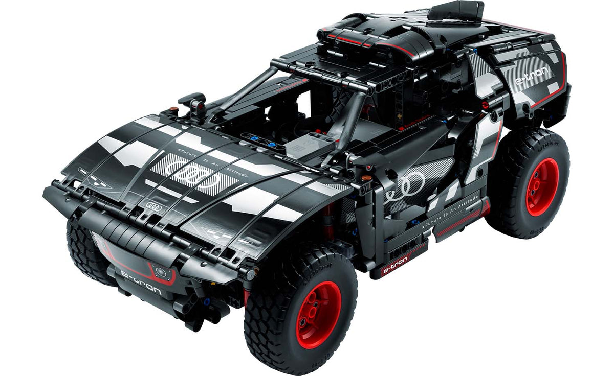 LEGO Technic Audi RS Q e-tron 42160