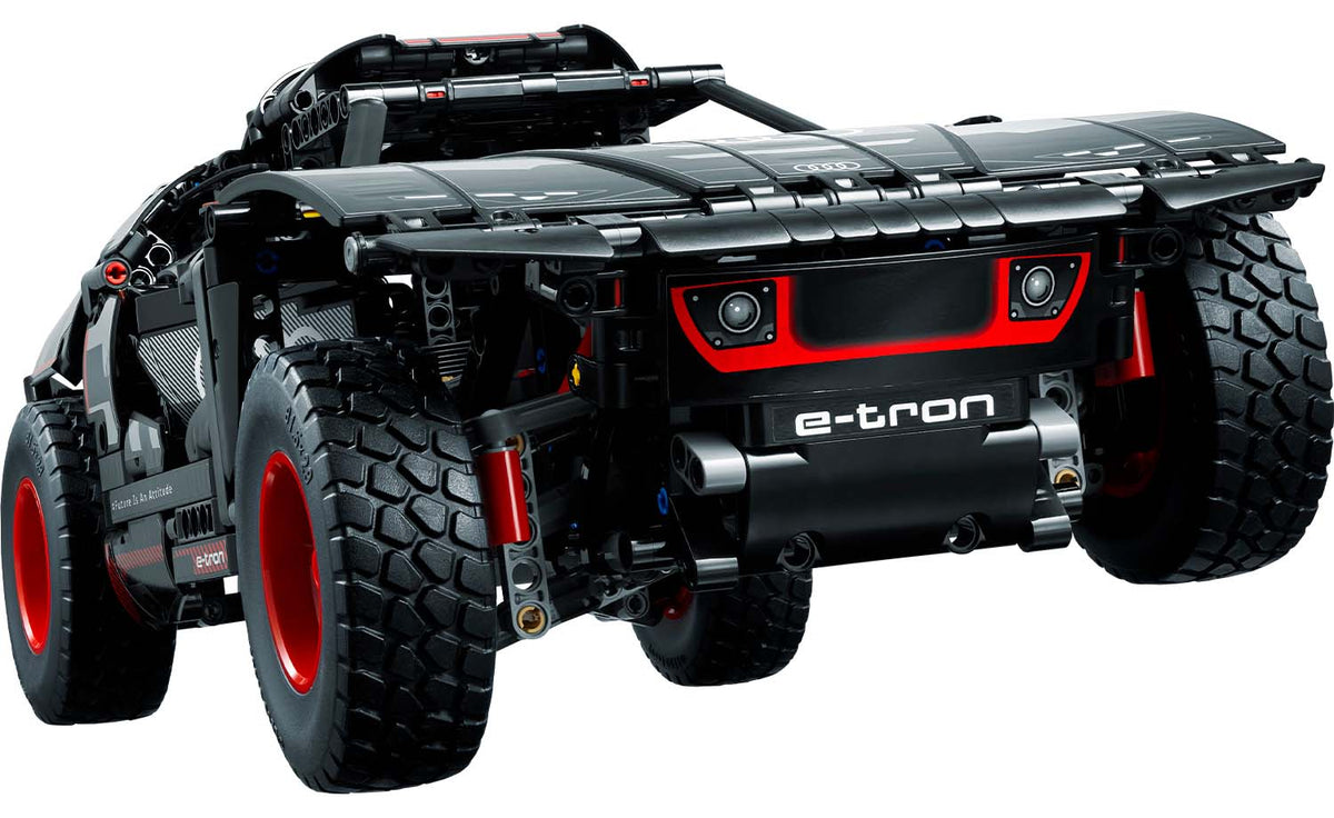 LEGO Technic Audi RS Q e-tron 42160