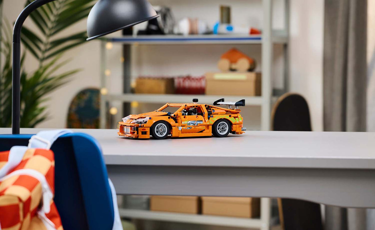 LEGO Technic Fast and Furious Toyota Supra MK4 42204