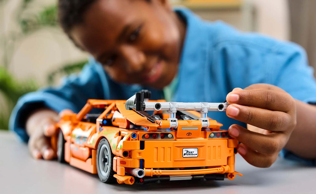 LEGO Technic Fast and Furious Toyota Supra MK4 42204