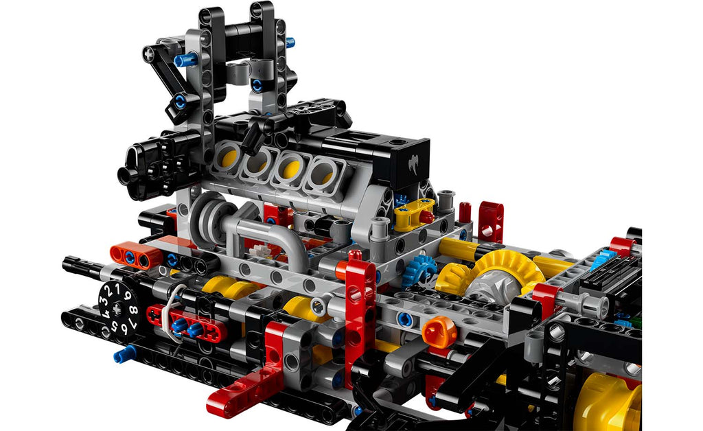 LEGO Technic Koenigsegg Sadair's Spear Megacar 42232