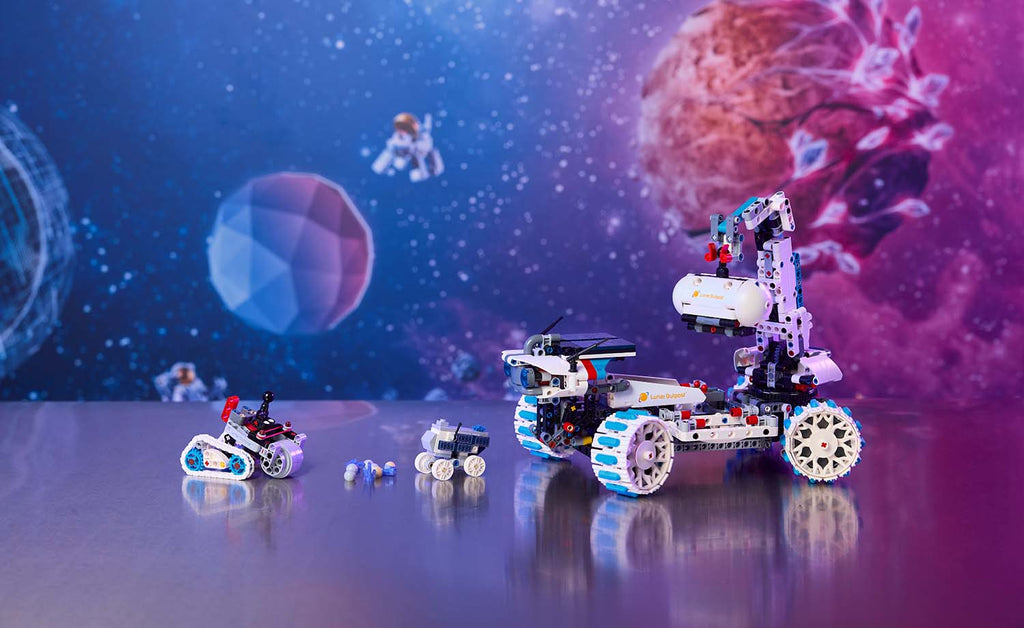 LEGO Technic Lunar Outpost Moon Rover Space Vehicle 42211