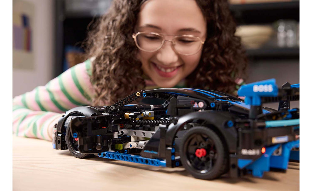 LEGO Technic Porsche GT4 e-Performance Race Car 42176