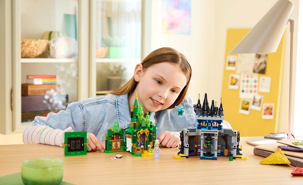 LEGO Wicked Emerald City & Kiamo Ko Castle 75689