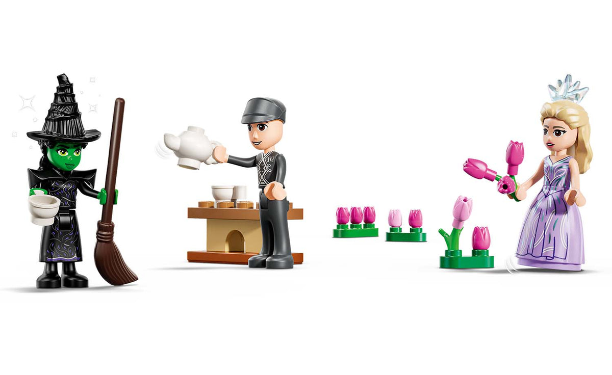 LEGO Wicked Glinda & Elphaba Visit Munchkinland 75690