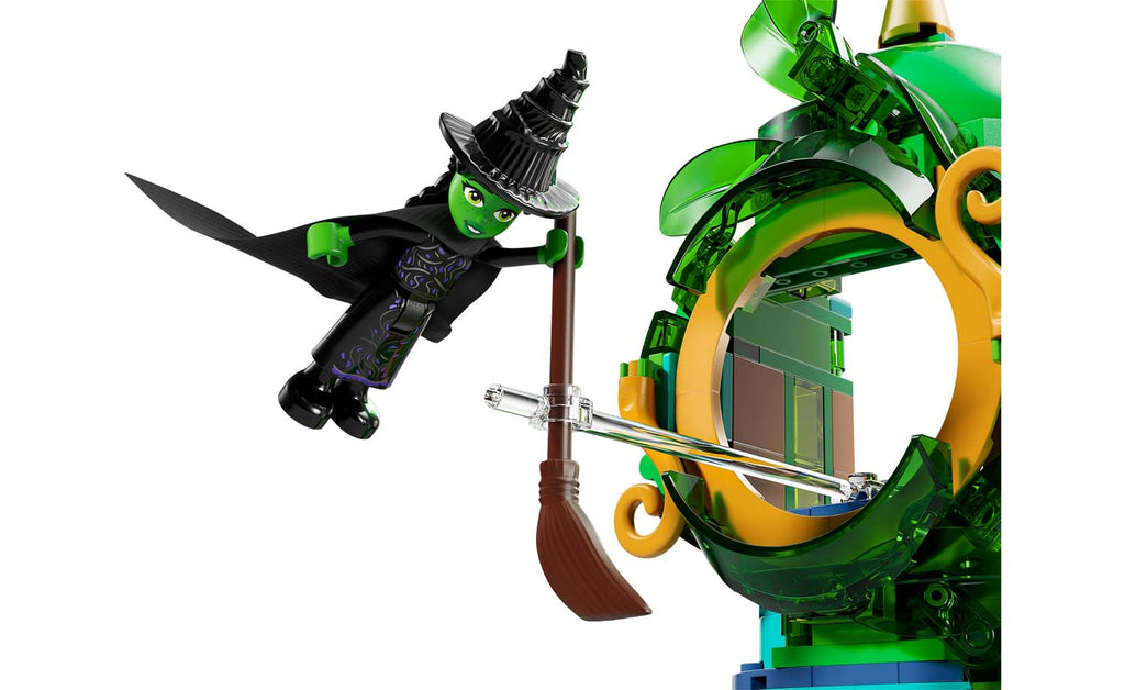 LEGO Wicked Welcome to Emerald City 75684